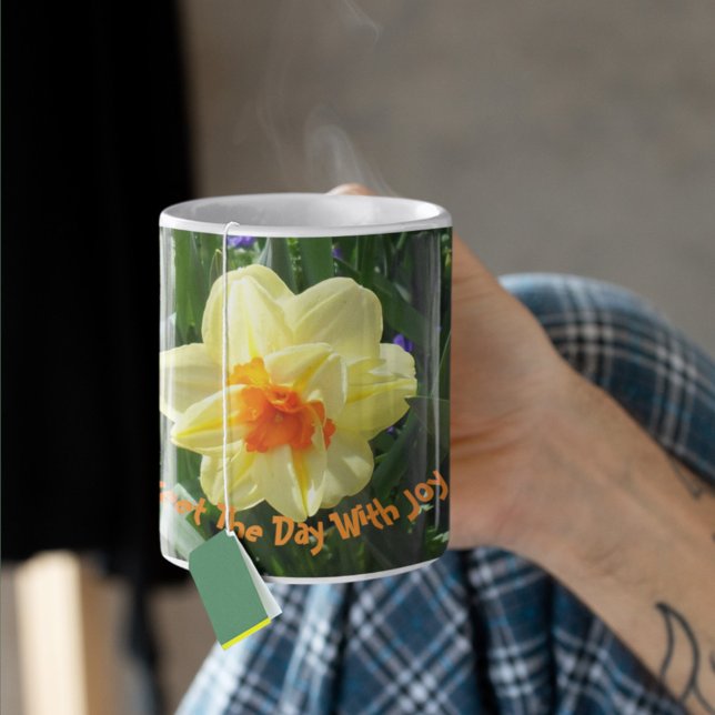 Gult Daffodil Kaffemugg (Skapare uppladdad)