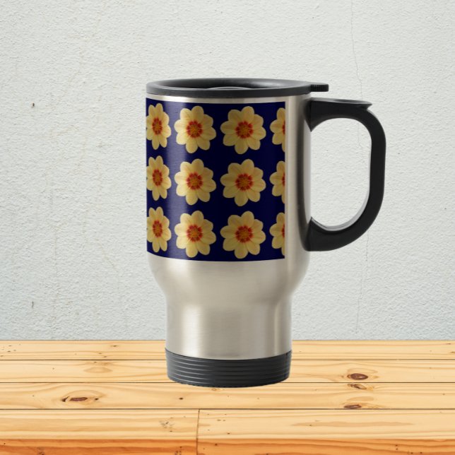 Gult Dahlia-Blommönstret om Blue Resemugg (In Situ)