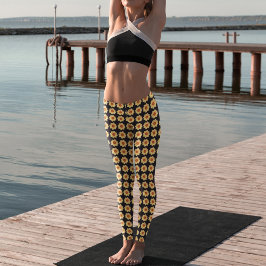 Gult Dahlia-Blommönstret på Black Leggings