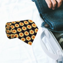 Gult Dahlia-Blommönstret på Black