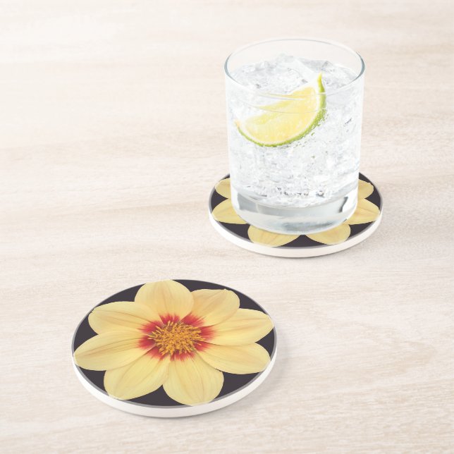 Gult Dahlia på Black Blommigt Underlägg (Sidan)