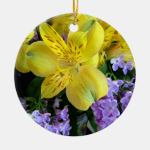 Gult Daylilies & Lila Lilac Flowers Julgransprydnad Keramik