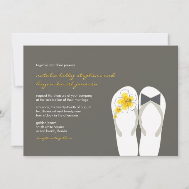 Gult Flinflip flops Beach Wedding Inbjudan (Framsida)