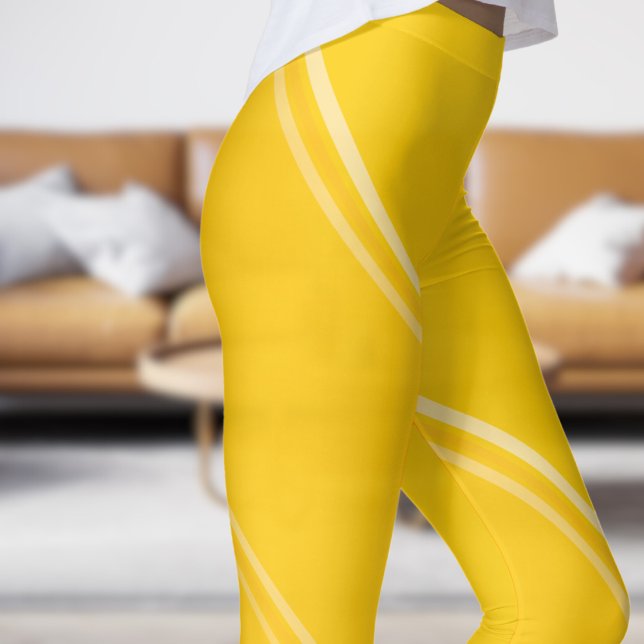 Gult för Orange av chic under Blek Gult utskrift a Leggings (Chic Orange Yellow under Pale Yellow Banded Print Leggings)