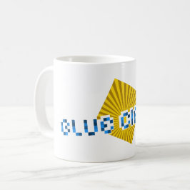 Gult fyrkant med ram och motstående pixeltext C Kaffemugg