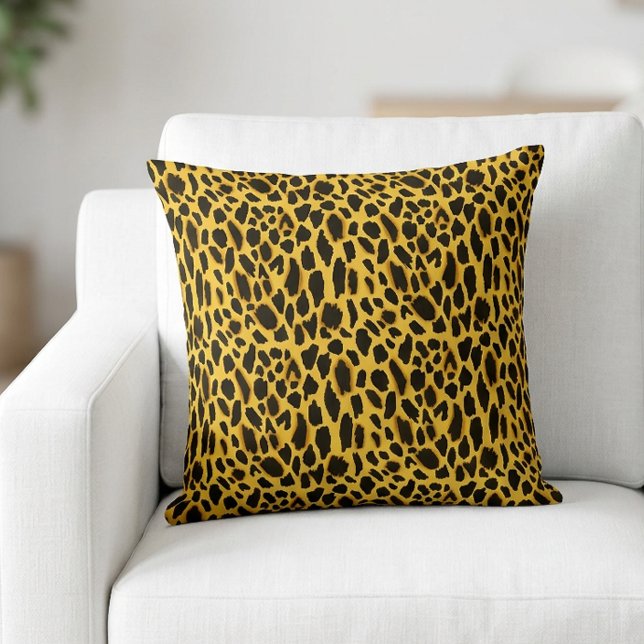 Gult Gepardtryck med Svarta Fläckar Kastkudde Kudde (Animal Print Pillow)
