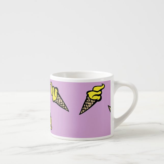 Gult glass på lila espressomugg (Höger)