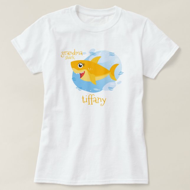 Gult Grandma Shark T Shirt (Design framsida)