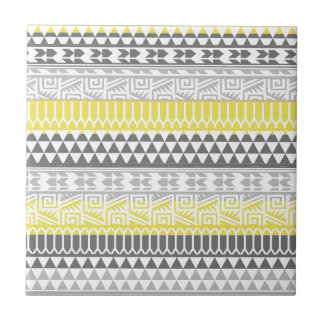 Gult Grått Geometric Aztec Tribal Print Mönster Kakelplatta