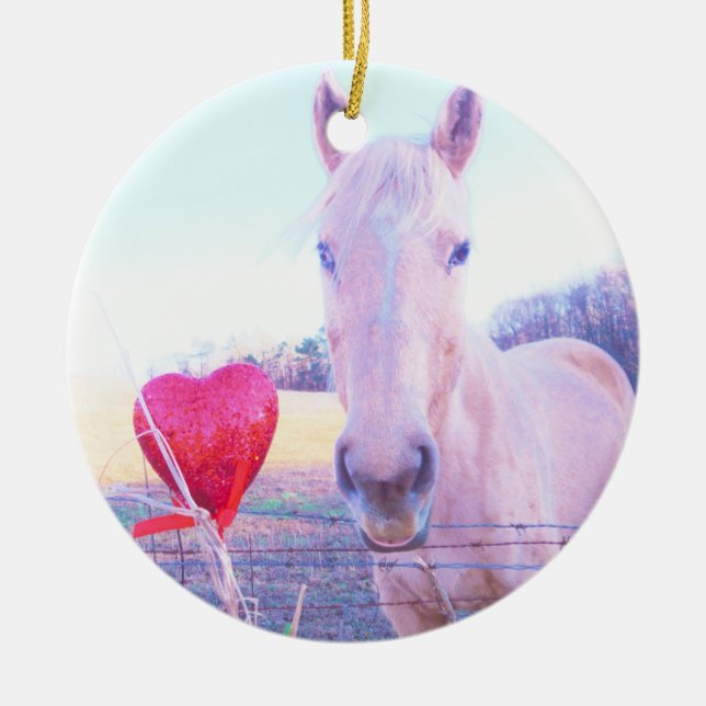 Gult Horse and Red Heart Julgransprydnad Keramik (Framsidan)