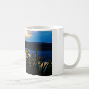 Gult Iris vid Sjö Arrowhad-kusten Kaffemugg
