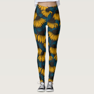 Gult konfektur på mörk blått leggings