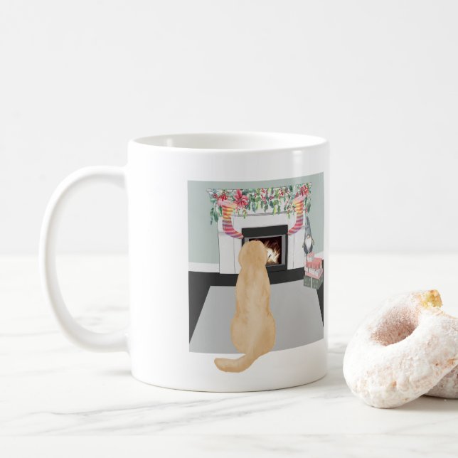 Gult Labrador Hund i julgransscenen Kaffemugg (Med munk)
