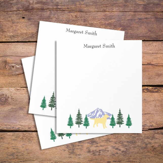 Gult Labrador kontur Evergreen Träd Anteckningsblo Anteckningsblock (Personalized Yellow Labrador Outline Evergreen Trees Design Notepad for Labrador Owners. )