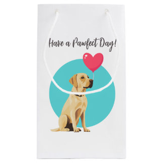 Gult Labrador med Heart Balloon Gift Bag