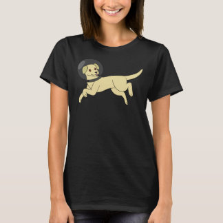 Gult Labrador Retriever in Space T Shirt