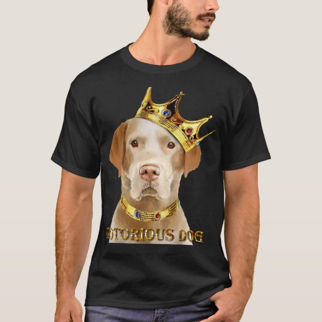 Gult Labrador Retriever Notorious Hund T Shirt (Framsida)