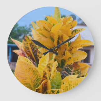 Gult löv stor klocka
