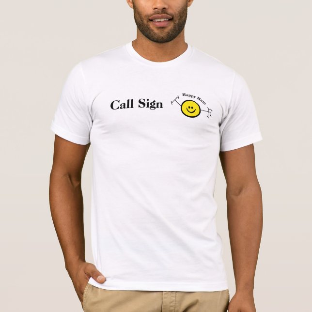 Gult Lycklig Ham Mindre Logotyp T-shirt + Callsign (Framsida)