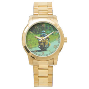 Gult motorcykel på motorväg #Gift Watch Range Armbandsur