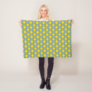 Gult och Baby blue trellis, Lattice, Quatrefoil Fleecefilt