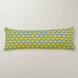 Gult och Baby blue trellis, Lattice, Quatrefoil Kroppskudde