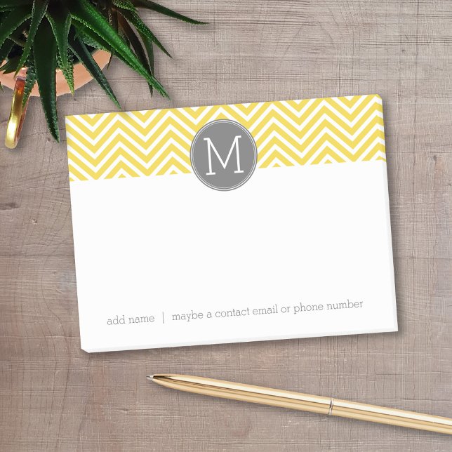 Gult och Grått Chevron Mönster med Monogram Post-it Block (Personalized post-it notes with a monogram and contact information - low quantity available)