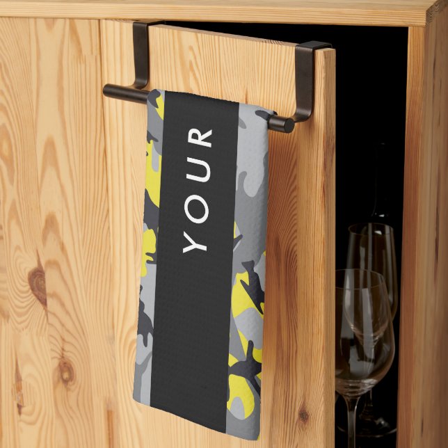Gult och Grått-kamouflage Ditt namn anpassar sig Kökshandduk (Thirds Fold)