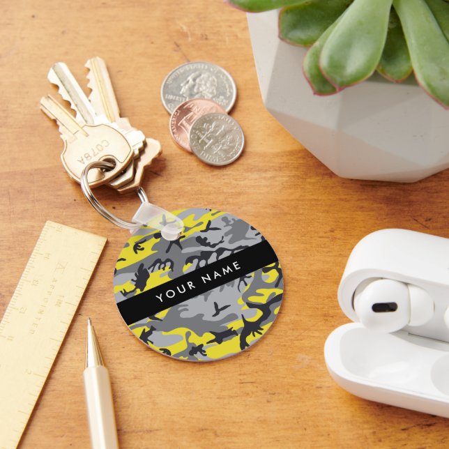 Gult och Grått-kamouflage Ditt namn anpassar sig Nyckelring (Skrivbord)
