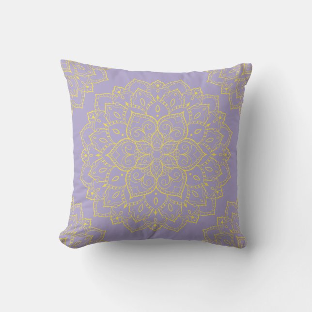 Gult och Lavender Boho Mandala Pillow Kudde (Framsida)