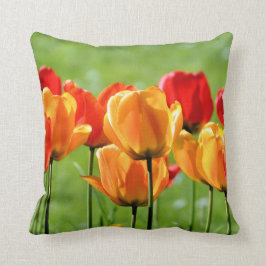 Gult och rött tulpaner kudde