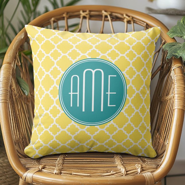 Gult och Teal Quatrefoil Mönster Anpassningsbar mo Kudde (Custom Monogram Pillow)
