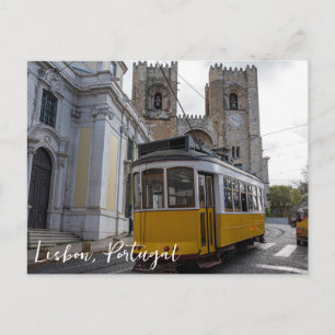 Gult om katedralen i Lissabon i Portugal Vykort