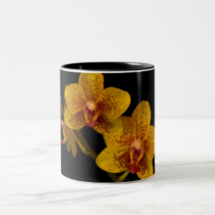 Gult Orchids på Black Två-Tonad Mugg