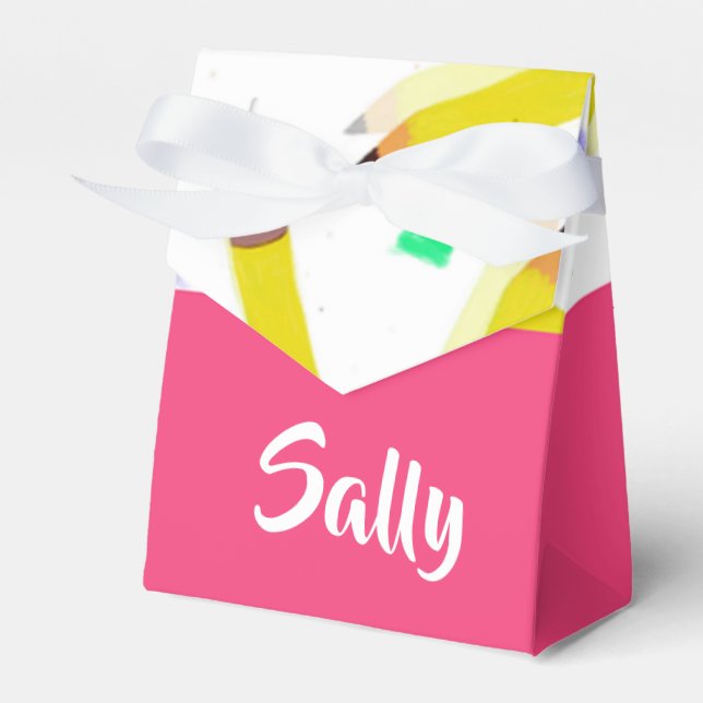 Gult pennor och skrapor på vita presentaskar (Framsidan Sidan)