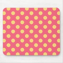 Gult polka dots på korall musmatta