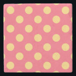 Gult polka dots på korall stenunderlägg<br><div class="desc">Gult polka dots på korall</div>