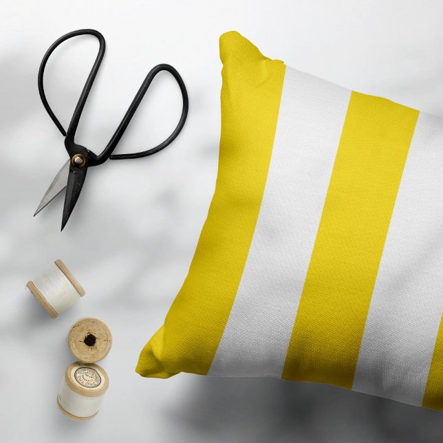 Gult Rand, Vita Rand, Stripe Mönster Prydnadskudde (Skapare uppladdad)