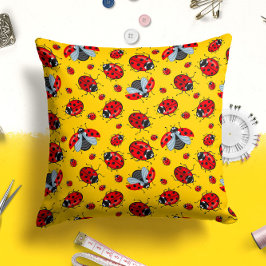 Gult Red Ladybug Insekt | KRYP DEKORATIV KUDDE