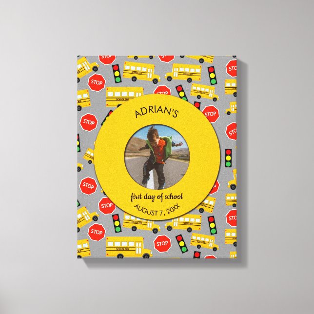 Gult School Buss First Day of School Anpassningsba Canvastryck (Framsida)