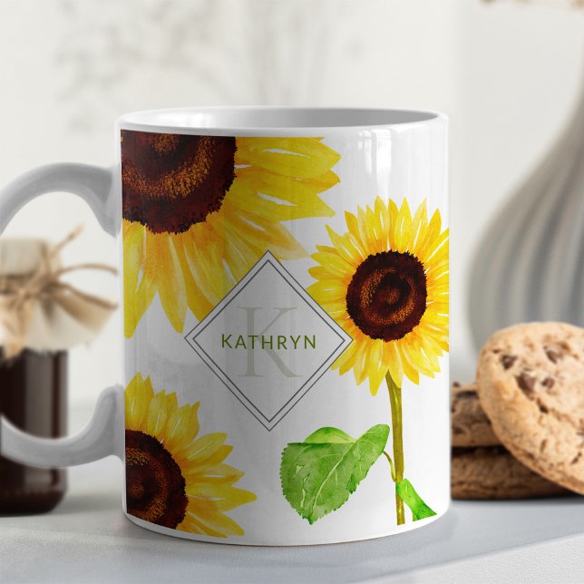 Gult Solblommor Illustrated Monogram Kaffemugg (Skapare uppladdad)