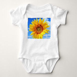 Gult Solros och bin Blå himmel - sommardagen T Shirt