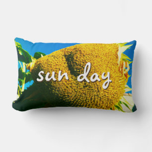 Gult Solrosfoto Sol Dag Skript i fetstil Modern Lumbarkudde