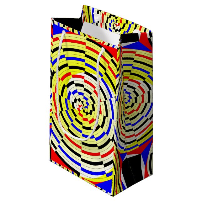 Gult Spiral [S] av Kenneth Yoncich (Framsidan Vinklad)