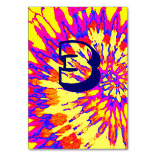 Gult Spiral Tie Dye Bröllop Bord Tre Bordsnummer