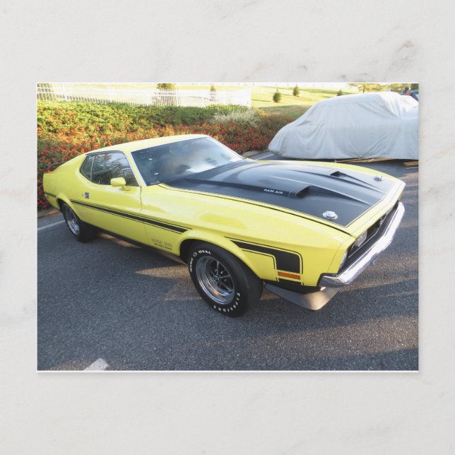 Gult sportbil vykort (Framsida)