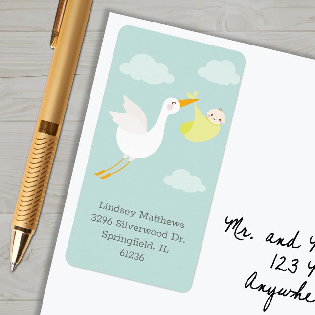 Gult Stork Bundle Baby Shower Returadress Adressetikett (Yellow stork bundle unisex baby shower return address labels)