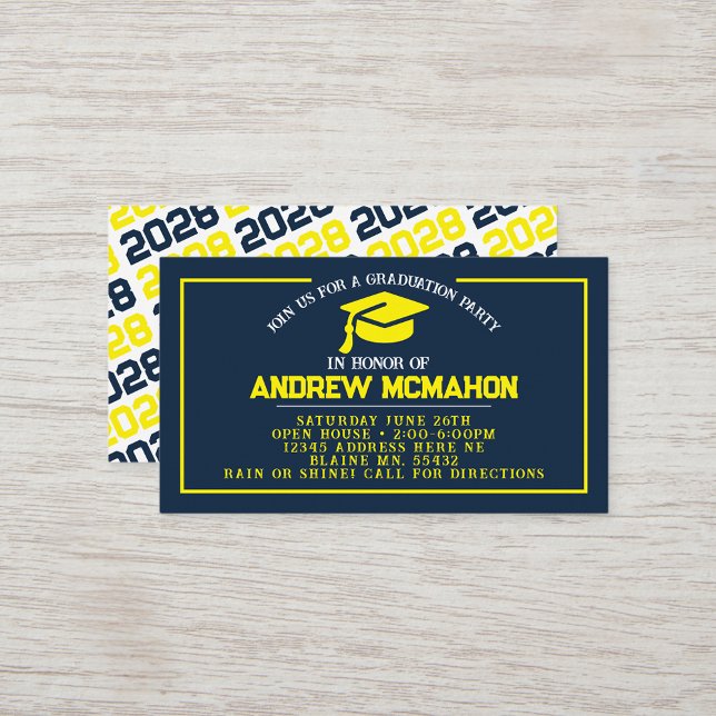Gult Studenten Mini Studenten Inbjudan (Navy Blue & Yellow Grad Cap Mini Graduation Invites for Friends, Team Mates or as Inserts!)
