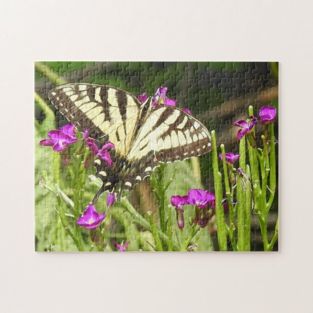 Gult Swallowtail Butterfly Rosa Flowers Pussel (Horisontell)