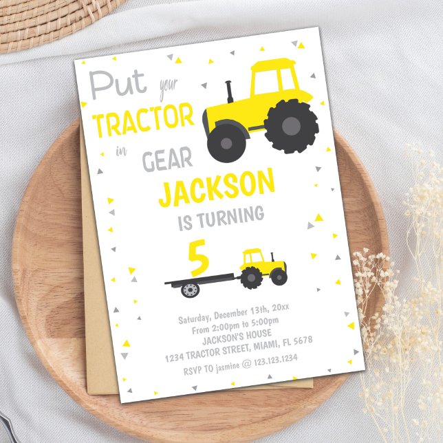 Gult Tractor Birthday-inbjudningar Inbjudningar (Yellow Tractor Birthday Invitations)